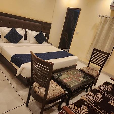 Hotel City Lite Delhi Nuova Delhi Esterno foto