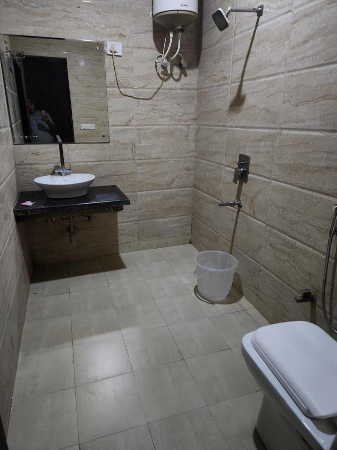 Hotel City Lite Delhi Nuova Delhi Esterno foto